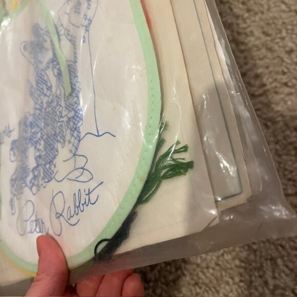 Vintage Beatrix Potter Cross Stitch Idea Kit Peter Rabb Bibs Columbia Minerva - Picture 6 of 6
